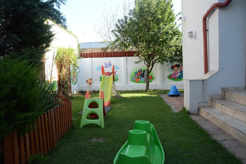 Art & Play Kindergarten - Cresa, Gradinita