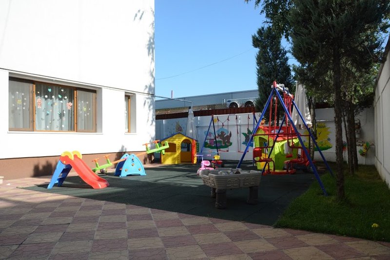 Art & Play Kindergarten - Cresa, Gradinita