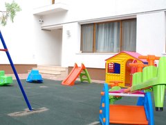 Art & Play Kindergarten - Cresa, Gradinita